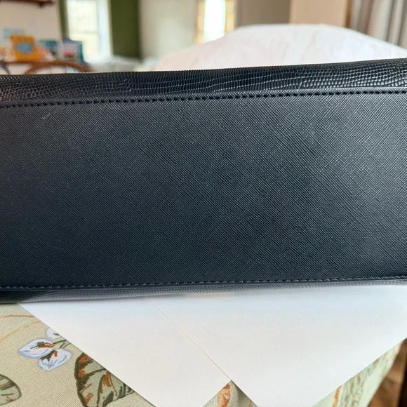 Aldo Locket Women Satchel Bag - Picture 10 of 13